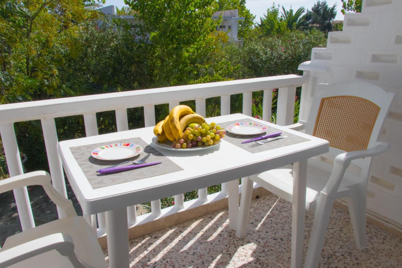 Villa Daizy Boutique Apartments Laganas Bagian luar foto